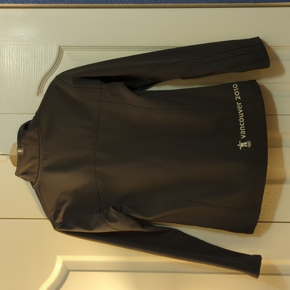 Women's Extra Small Official Licensed Vancouver 2010 Elevate Jacket - Picture 5 of 5
